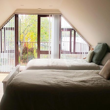 Bed and Breakfast The Old Vicarage Studio Amberley Екстер'єр фото